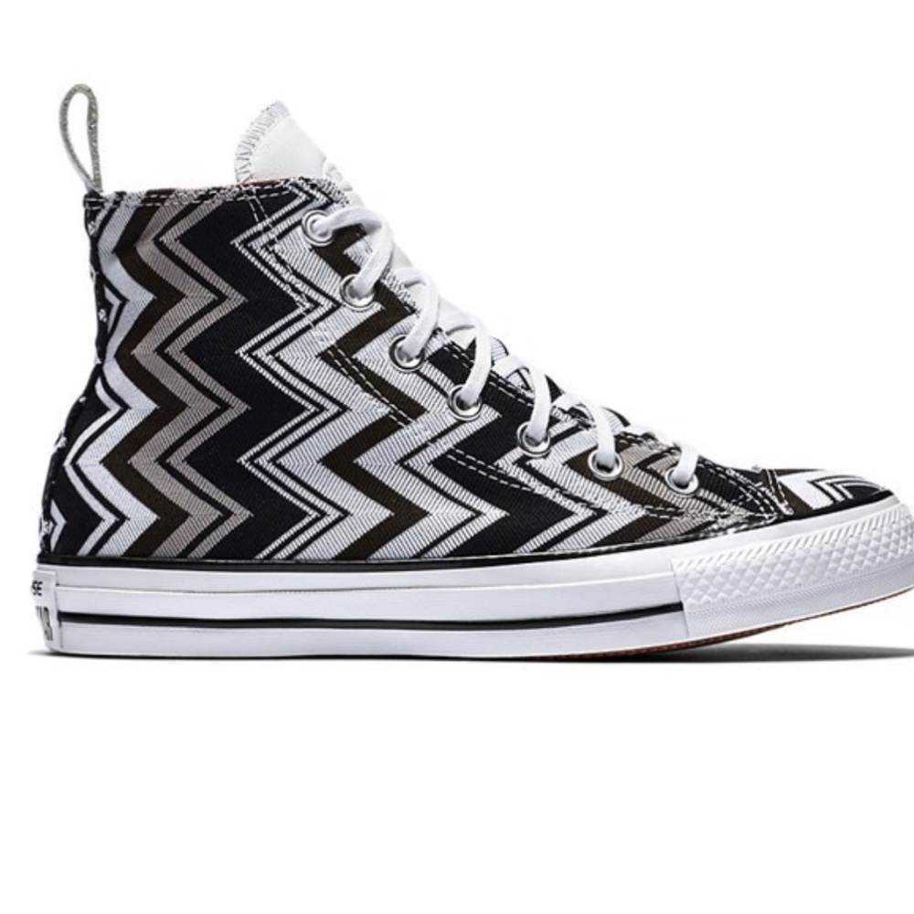 📙1 HOUR SALE! CONVERSE MISSONI HI TOP SHOES - Picture 3 of 4